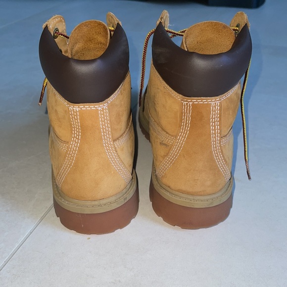 Timberland Boots. - Picture 2 of 7